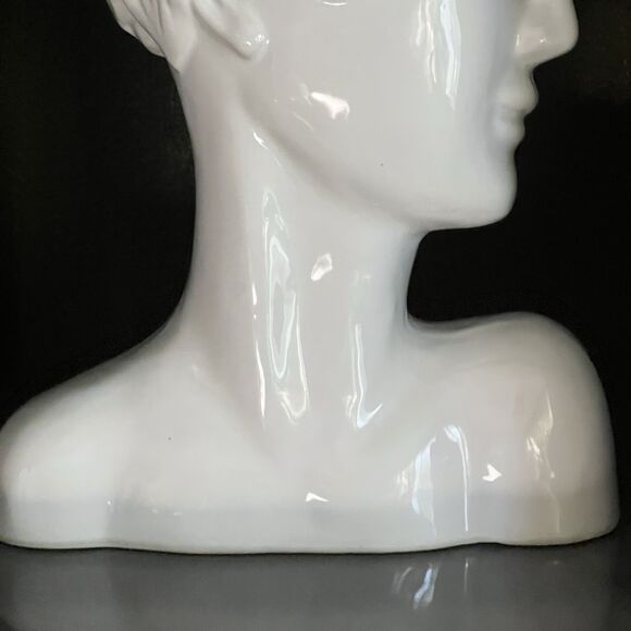DAISY Head Face Ceramic Bust Figural Statue Figurine White Floral Etched Elegant - Picture 9 of 17